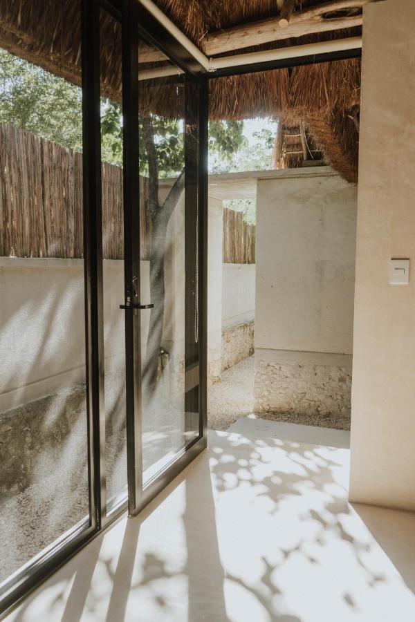 Casa Chimi Tulum Bed & Breakfast Exterior photo