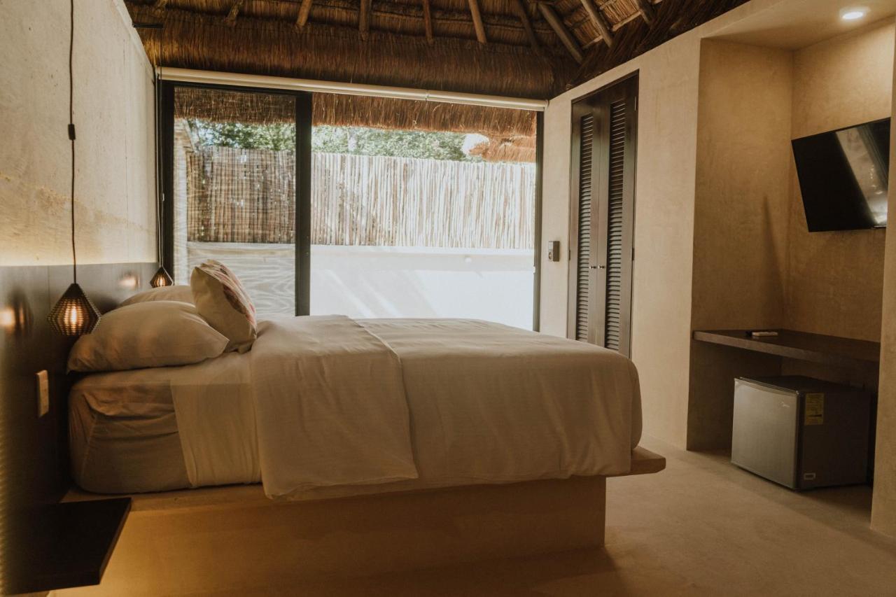 Casa Chimi Tulum Bed & Breakfast Exterior photo